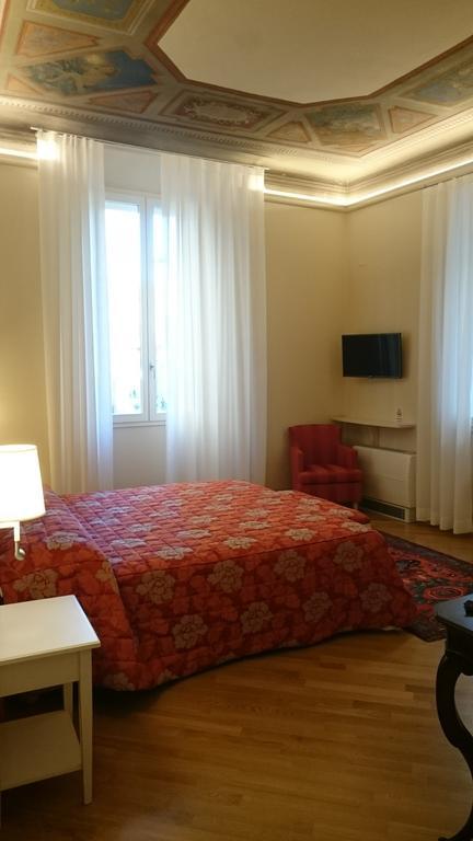 Casa Isolani Luxury Rooms Piazza Maggiore 1 Bologna Bagian luar foto