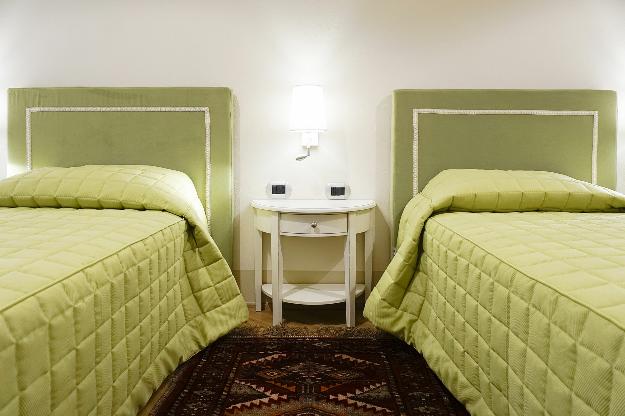 Casa Isolani Luxury Rooms Piazza Maggiore 1 Bologna Bagian luar foto